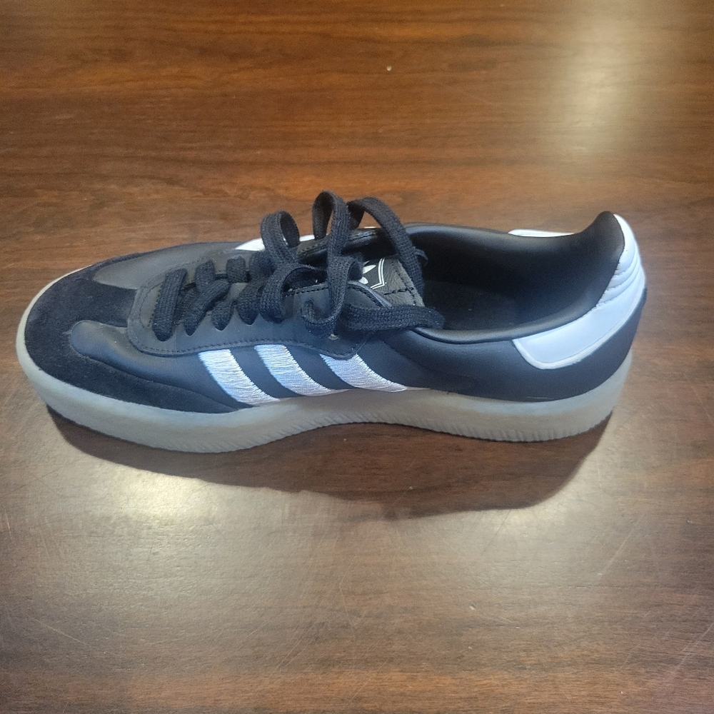 Adidas Samba Black and White - Picture 7 of 7